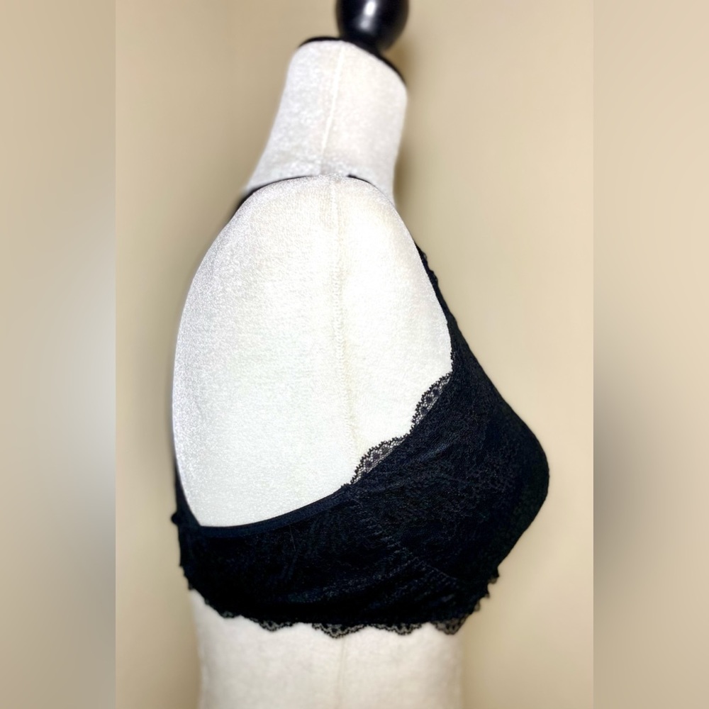 Black Lace Bralette Classic from Felina - Picture 3 of 13